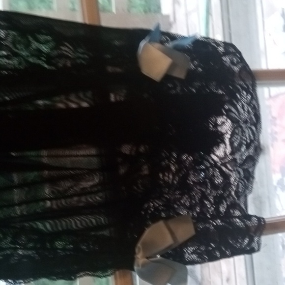 Super Cute!Black Nightie - Picture 2 of 6